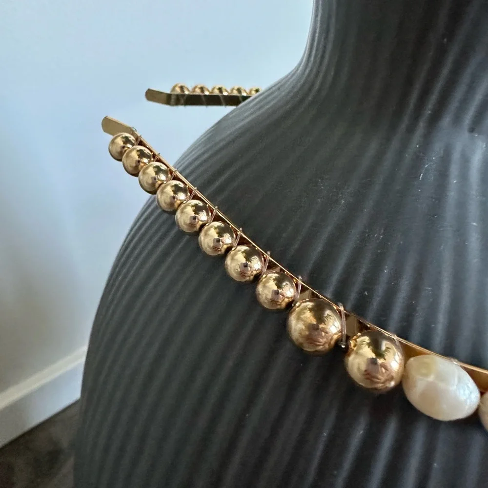 Elegance Gold Tone Headband With Imitation Pearls. - Picture 5 of 9